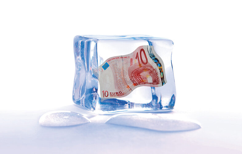 Odmrznute plaće u koroni