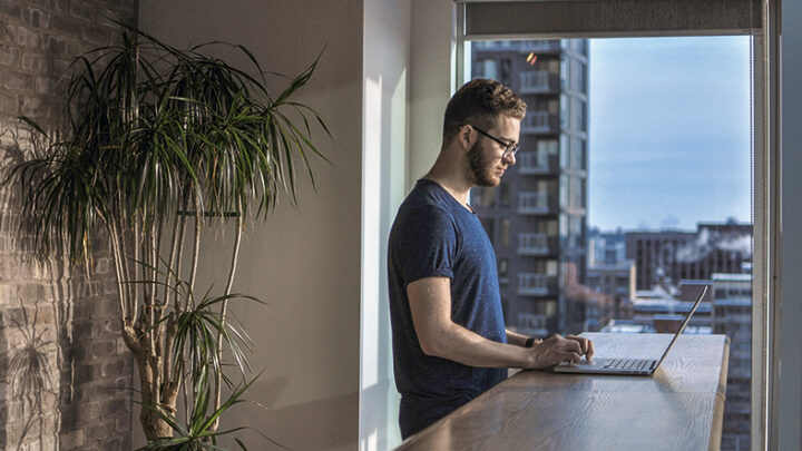 Dio radnika je spreman odreći se dijela plaće kako bi nastavili raditi od kuće