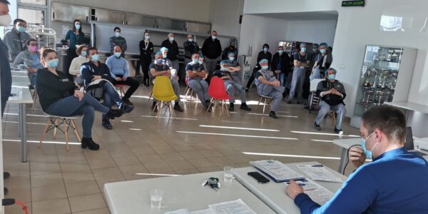 Radnici AR Packaging izjasnili se ZA potpisivanje kolektivnog ugovora