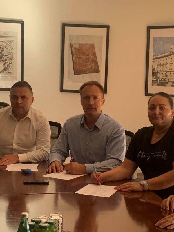 Novo povećanje plaća u Narodnim novinama